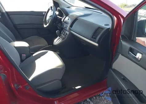 2010 Nissan Sentra 2.0S from USA, damaged, VIN 3N1AB6AP1AL654106